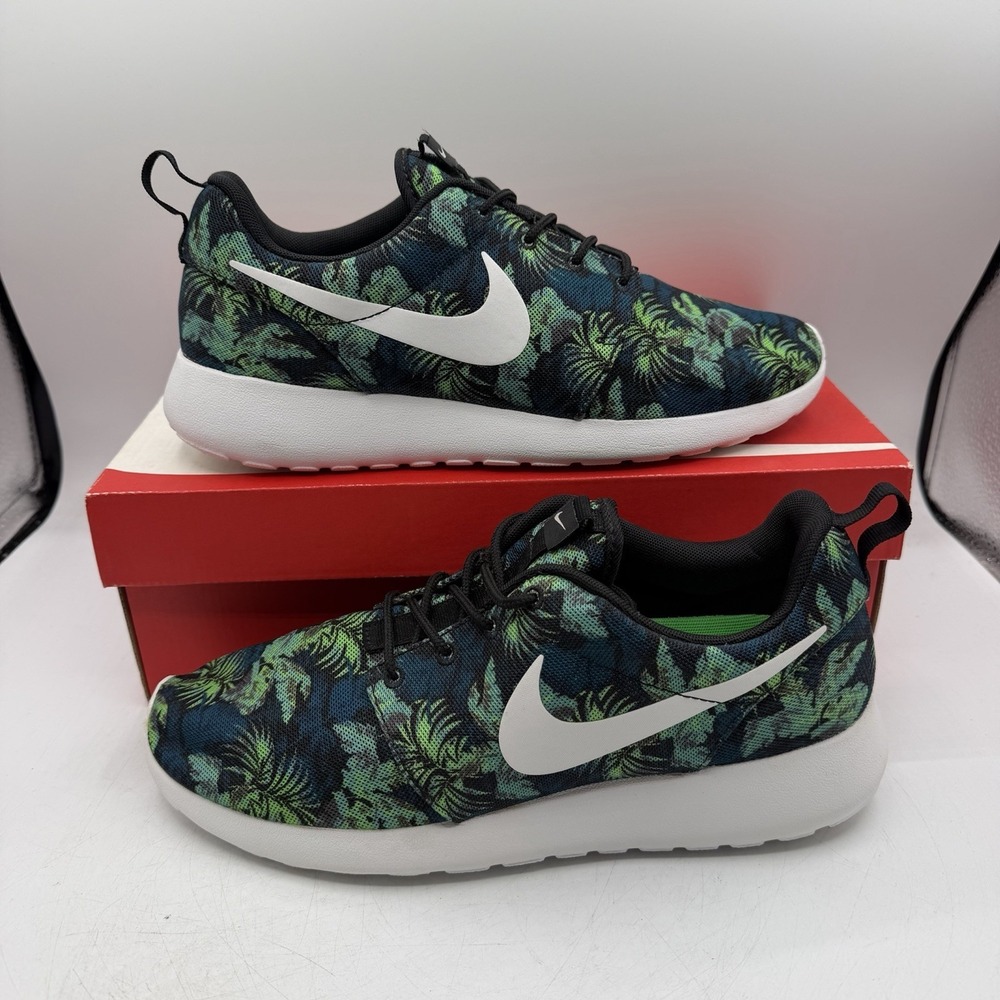 Nike Roshe Run Print Running Shoes Mens‎ Sz 9 Poison Green Palm Trees 655206-413